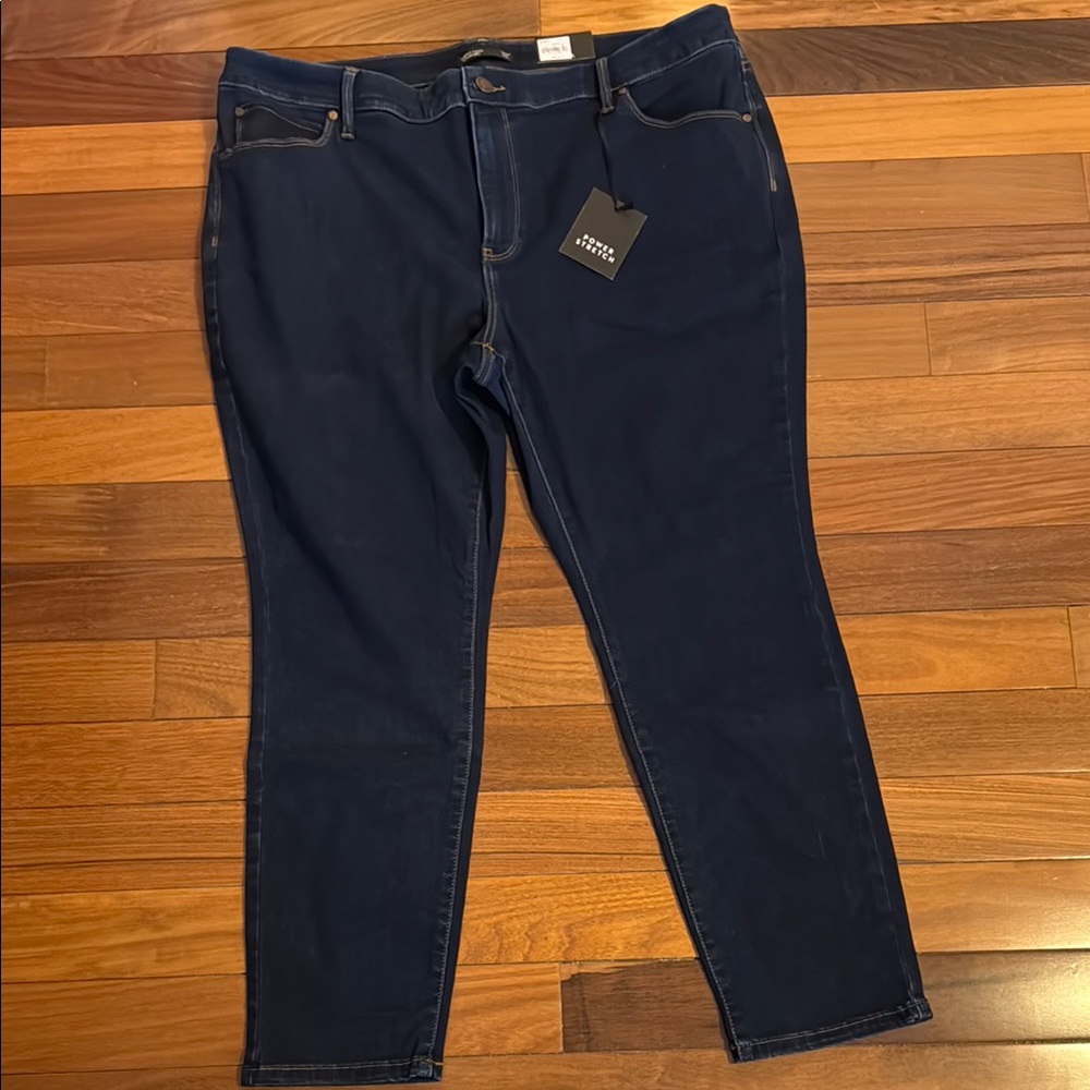 Size 20W Simply Vera Dark Blue Women's Jeans NWT